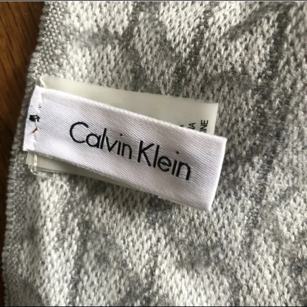 Calvin Klein Gray White Logo Monogram Logomania Winter Scarf Women’s One Size